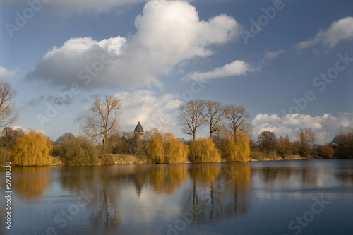 Spätherbst und die Burg Linn
