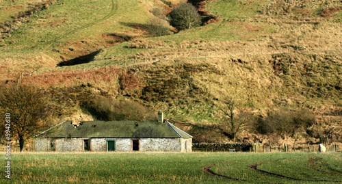 Obraz na plátně Derelict Cottage