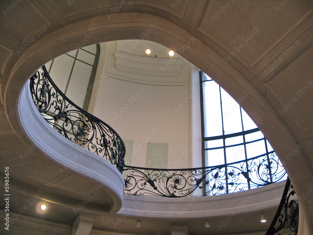 Obraz premium Escalier de pierre avec rampe ouvragée, Petit Palais , Paris