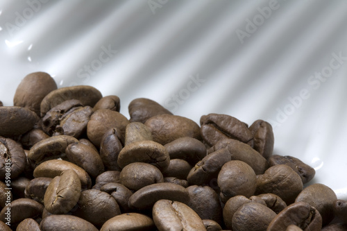 Kaffee an Porzellanfilter