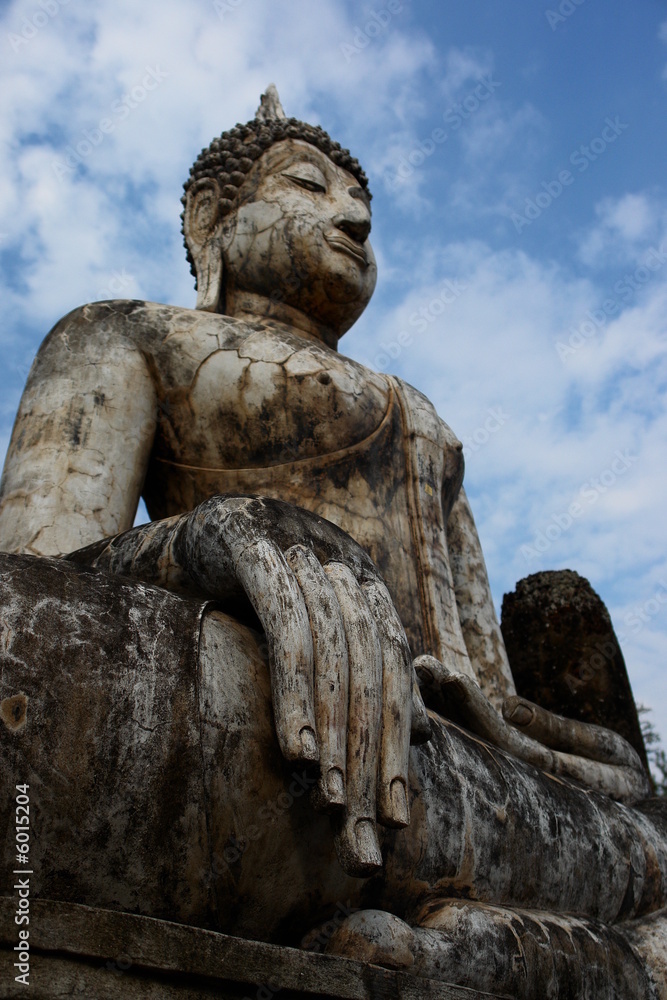 bouddha le sage, ville historique de sukhothai, thailande
