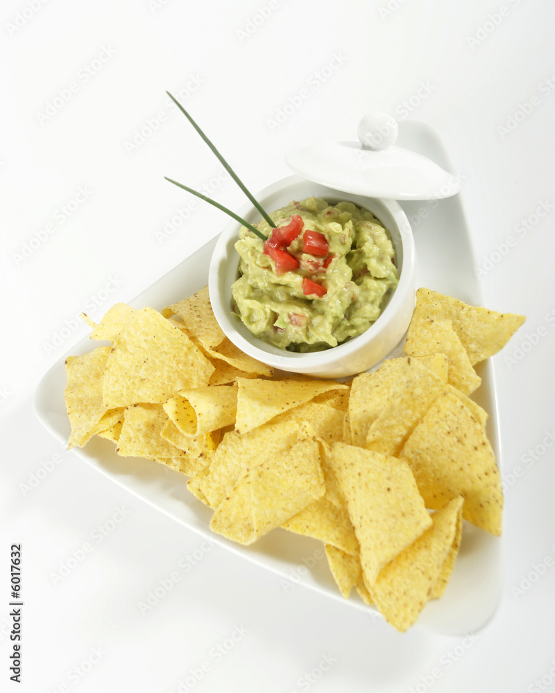 Guacamole mit chips