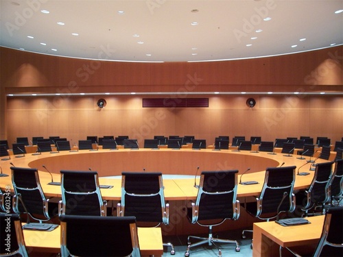 Foto Sitzungssaal, Bundestag, Übersetzer, Karriere, Führungsposition