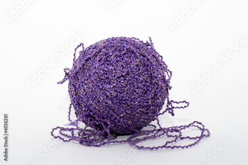 Violet knitting tread