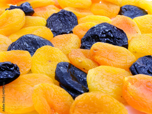 Dried apricot and black plum fruits mixed