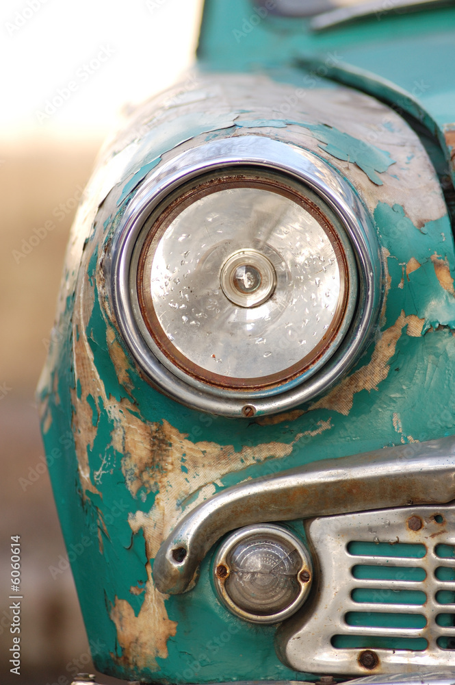 Φωτογραφία rusting car