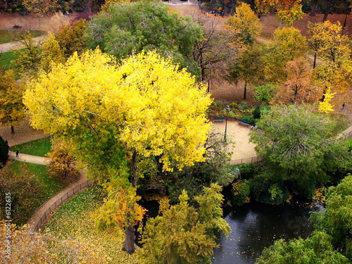 giardino autunnale di parigi
