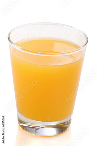 Oranger juice on class, isolated
