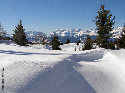 Neige et chaine des Aravis