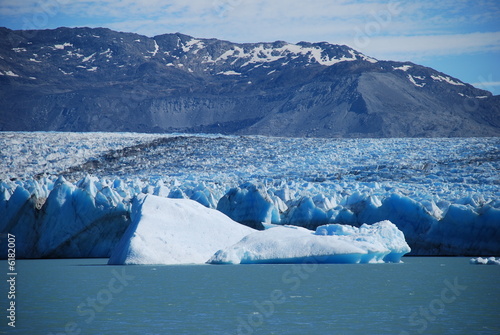Glaciar Upsala photo