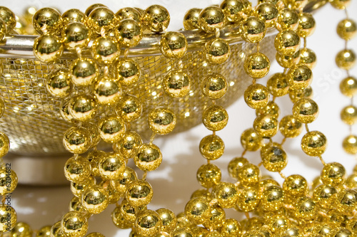 gold bead background