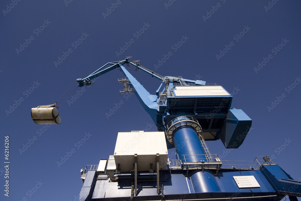 Grue de port de commerce