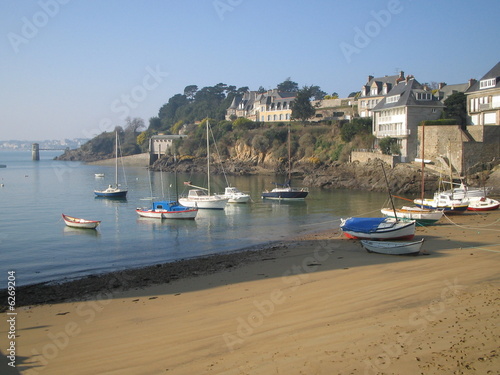 bateaux sur la plage