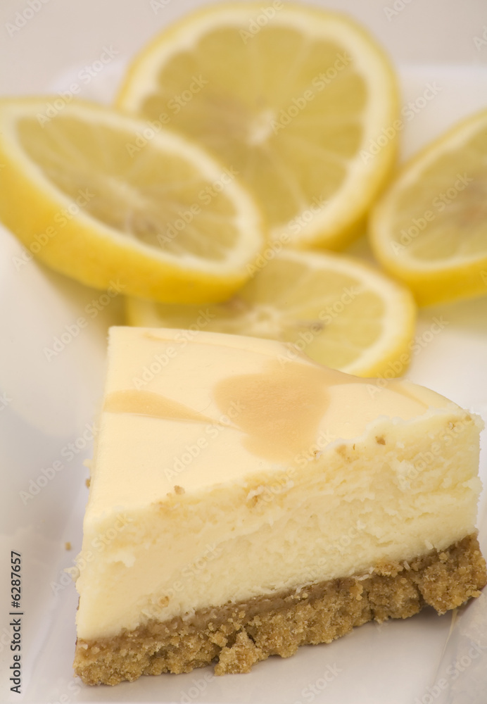 Lemon cheesecake