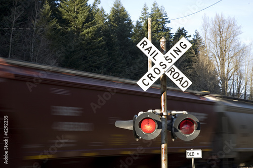 Rail road crosiing warning lights