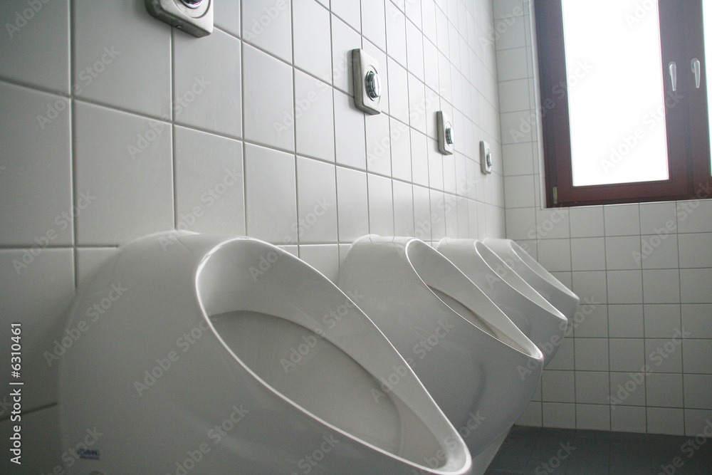 Pissoirs StockFoto Adobe Stock