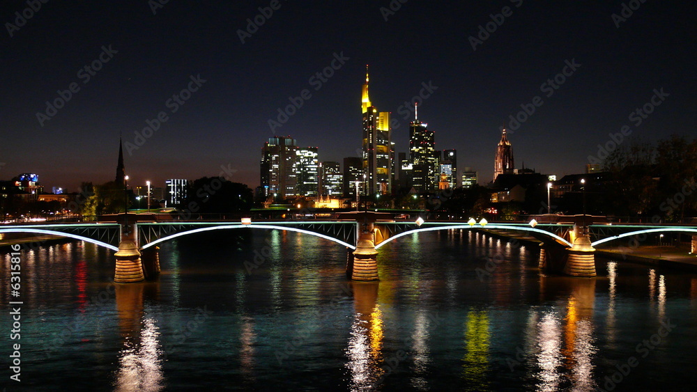Frankfurt-Skyline by night