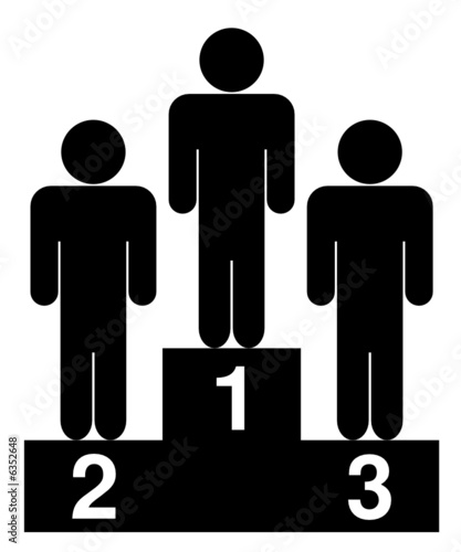 podium numéroté et 3 gagnants