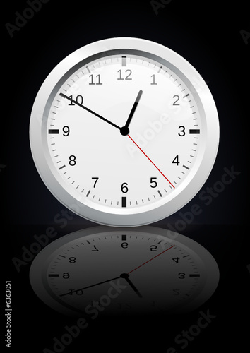 Horloge sur fond noir