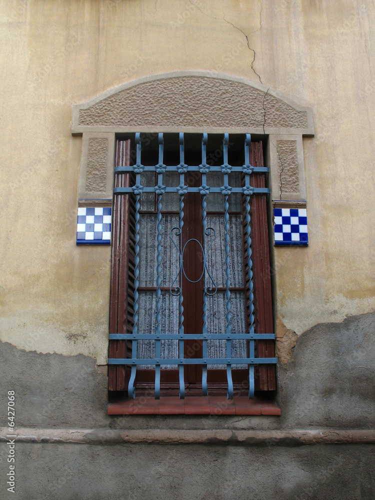 Obraz premium ventana con reja