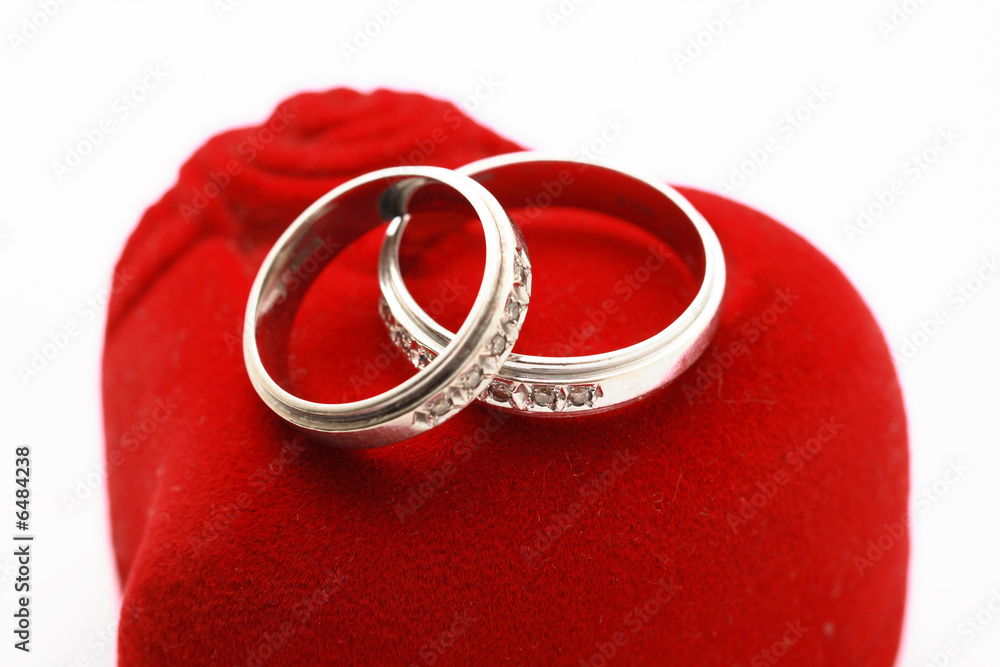 Wedding rings made of white gold Wedding rings made of white gold