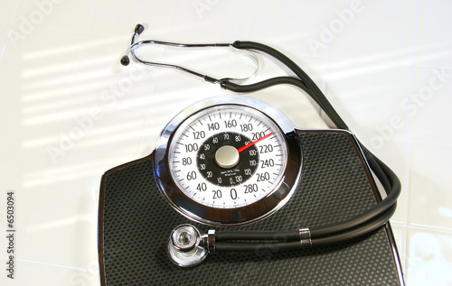 Weight scale with sthetescope photo