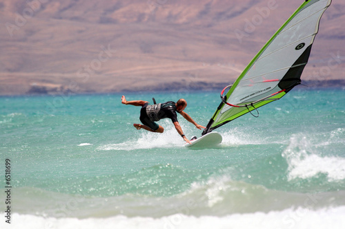 Windsurfcrash photo