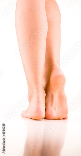 Füße von Frau mit Fußsohle und Ferse