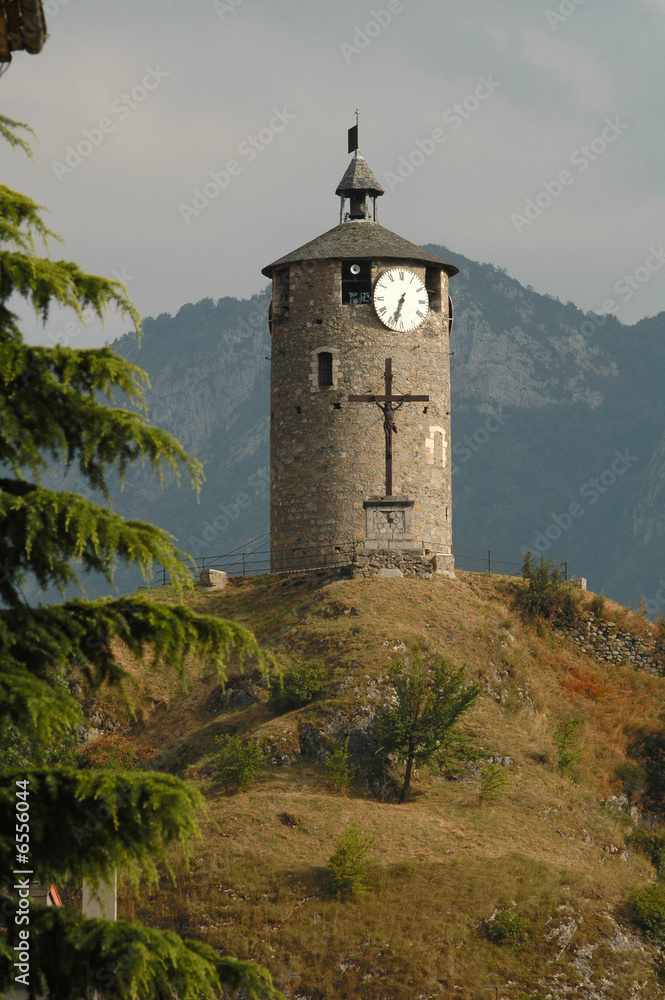 la tour du castella a tarascon
