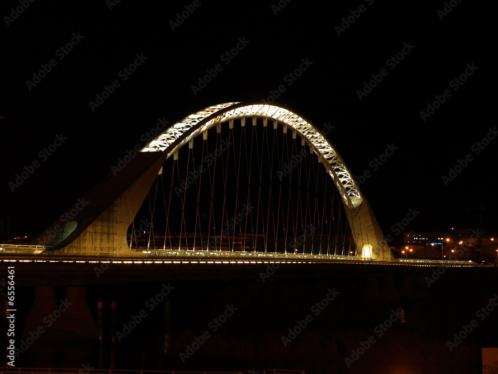 Fototapeta premium Puente Lusitania noche 1
