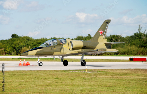 Russian jet fighter photo