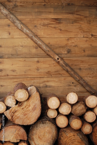 sterre de bois sur chalet