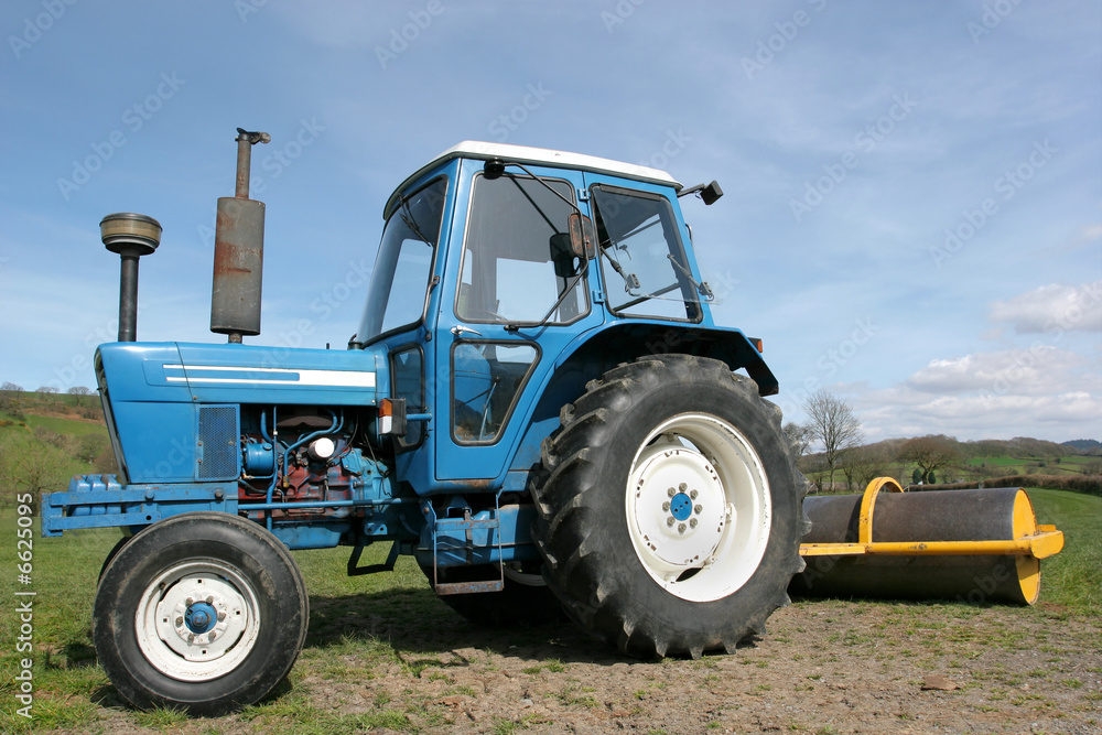 Tractor and Roller Tractor and Roller