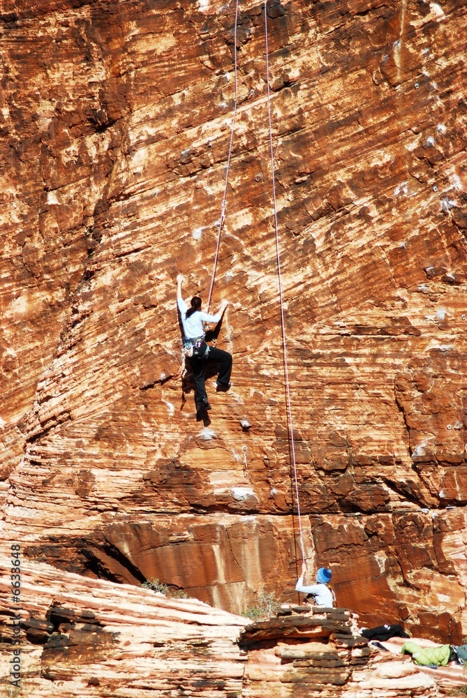 Obraz premium Challening the Wall