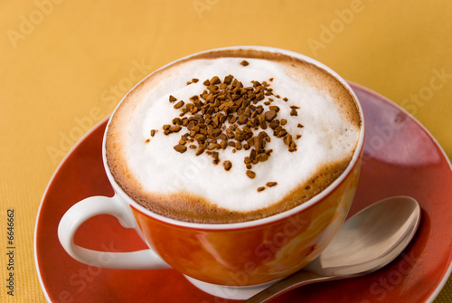 cappuccino mit schokolade-streusel 3