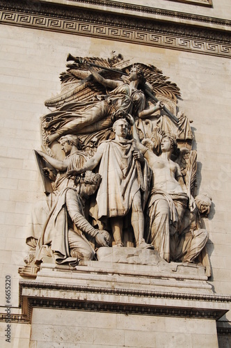 Arc de Triomphe in Paris photo