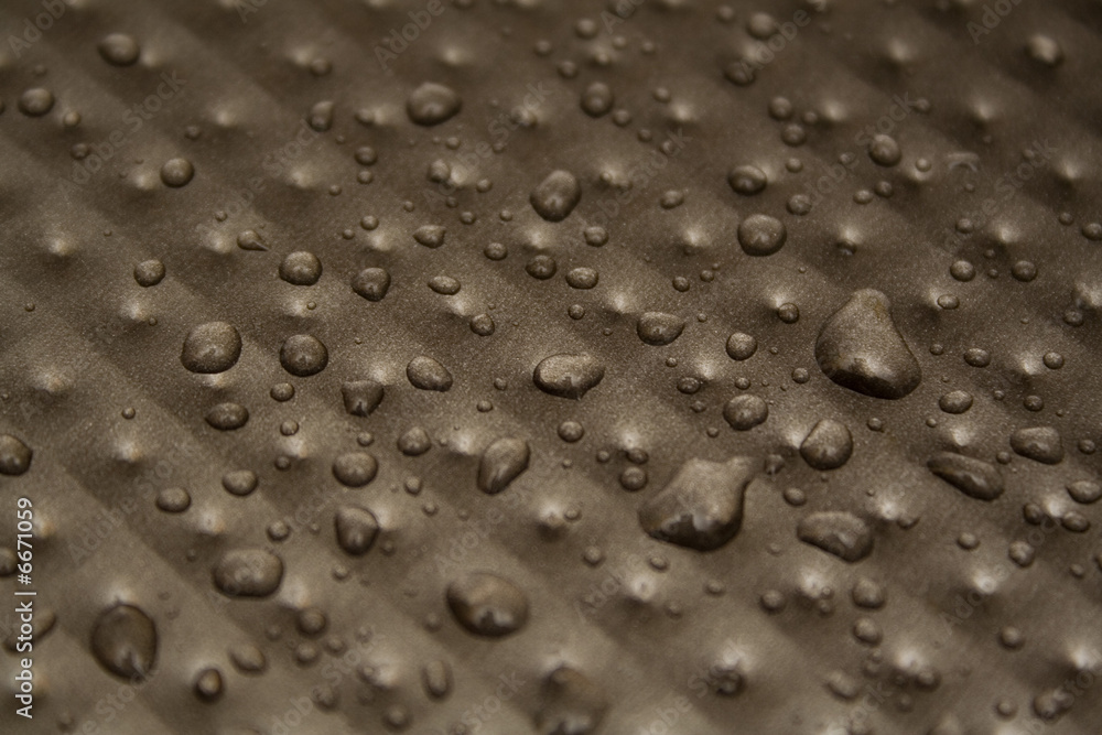 water drops on a metallic surfase
