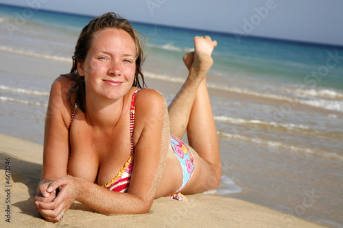 Mujer en la playa