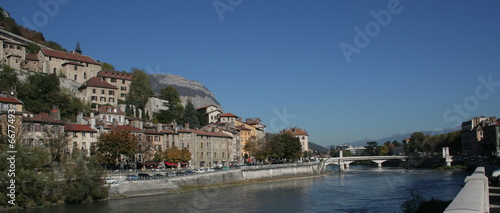 Les Quais de Grenoble