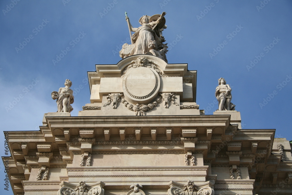 Statue du grand palais