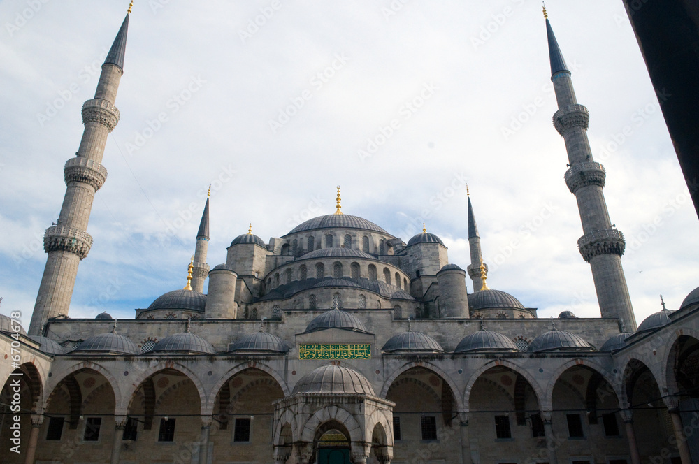 SultanAhmet (blue) mosque, Istanbul, Turkey.