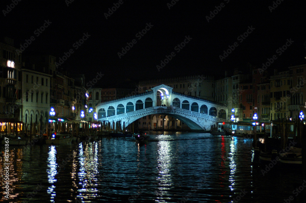pont Rialto by night