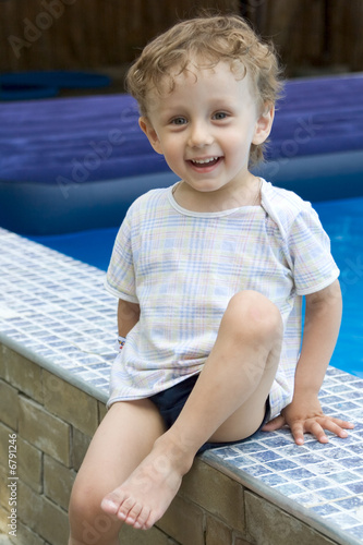 Curly boy at a pool (16)