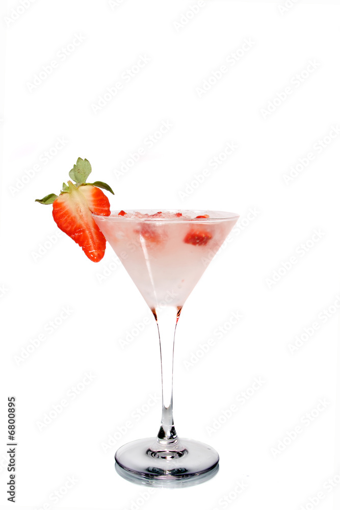 Martini with strawberry and ice Martini with strawberry and ice
