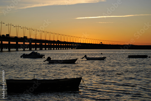 Barcas amarradas, Huelva