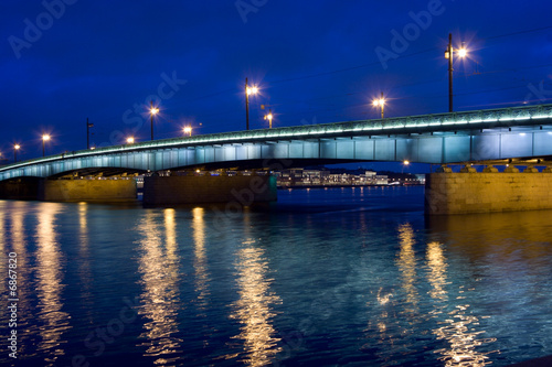 Night Bridge © Olga Sapegina