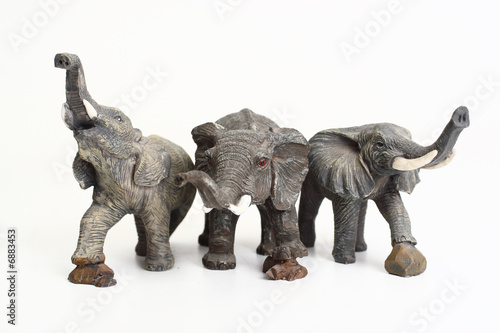 Fototapeta Naklejka Na Ścianę i Meble -  Three ceramic elephant figurines