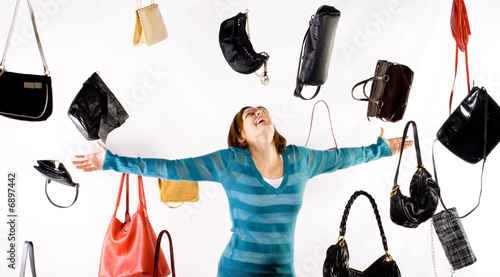 Ein Traum wird wahr, es regnet Handtaschen