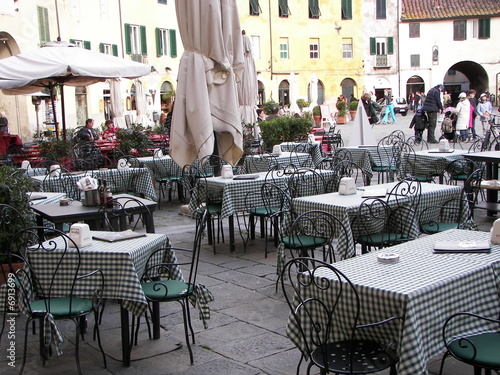 Piazza dell'anfiteatro caffe photo