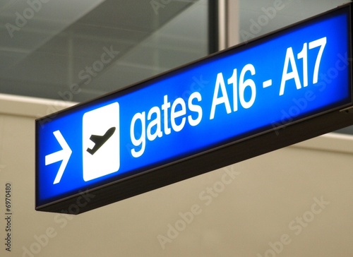 Gates A16-A17